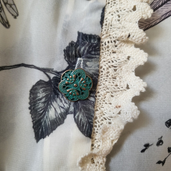 Lip Service Mechanique Menagerie Gothic Victorian Ivory Green Chiffon Blouse M - Picture 3 of 8